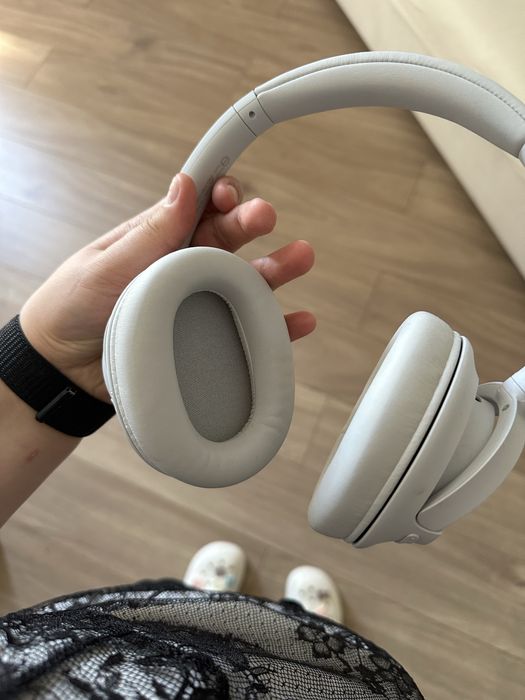 Наушники Sony WH-CH720N белый