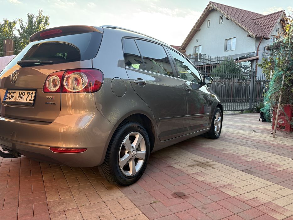 Vand Golf 6 plus An fabricatie 2012 Motor 1.6 Motorina