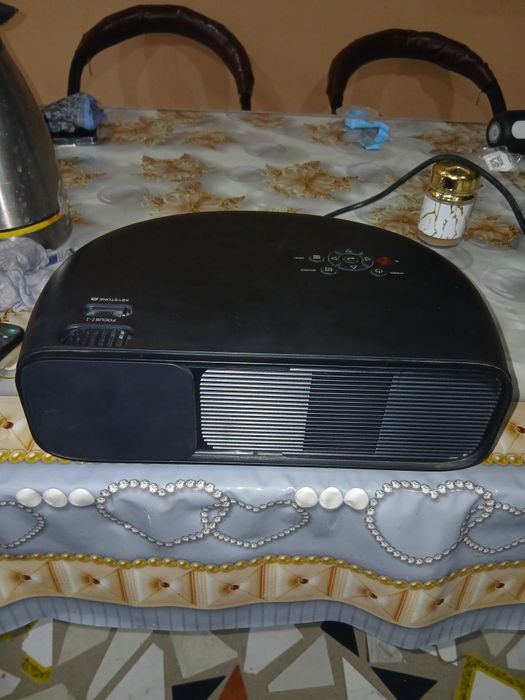 Проэктор  холати янги