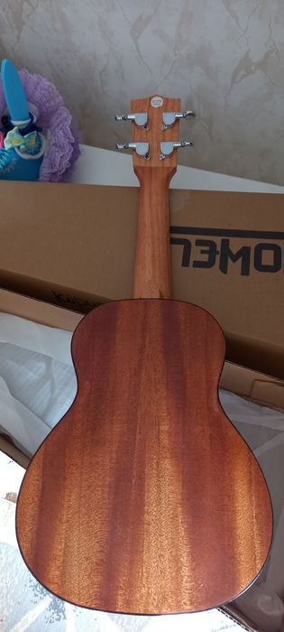 Продам укулеле состяние нового