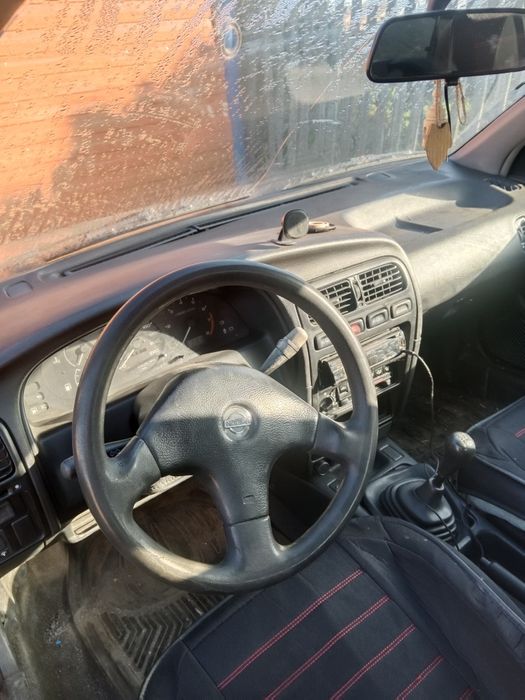 Продам машину nissan primera
