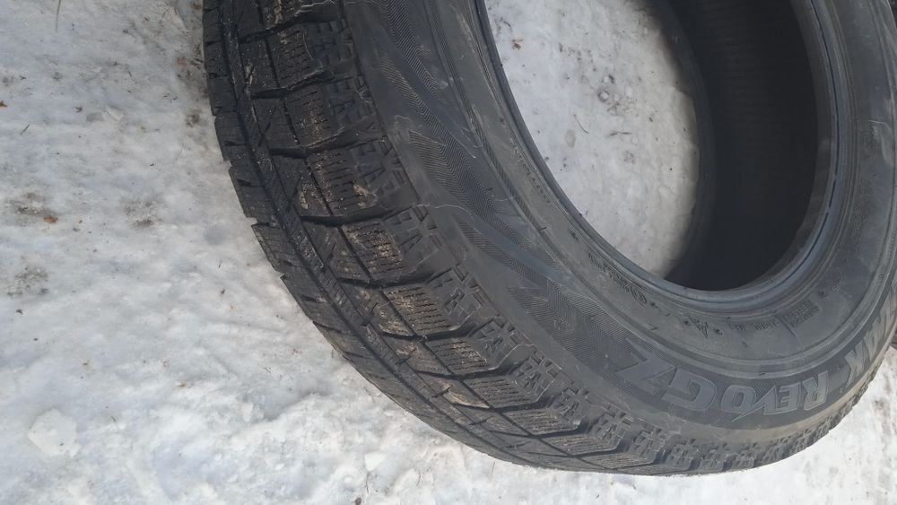 Продам шины зимние