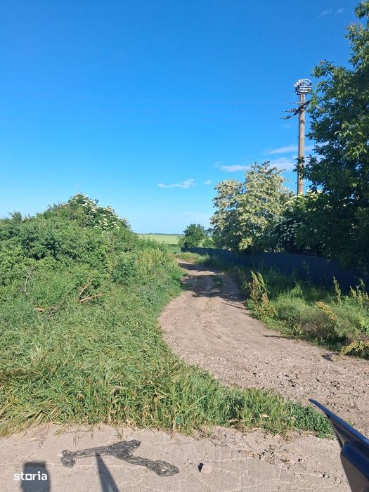 Teren agricol 1000mp, acces asfaltat, 35.000 EUR