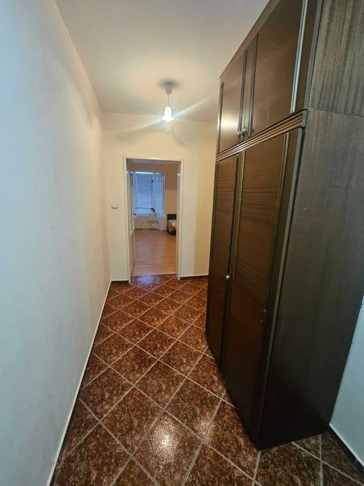 Дава се под наем Двустаен апартамент в Хасково, Център - 68 кв.м за 357 € - Снимка #8