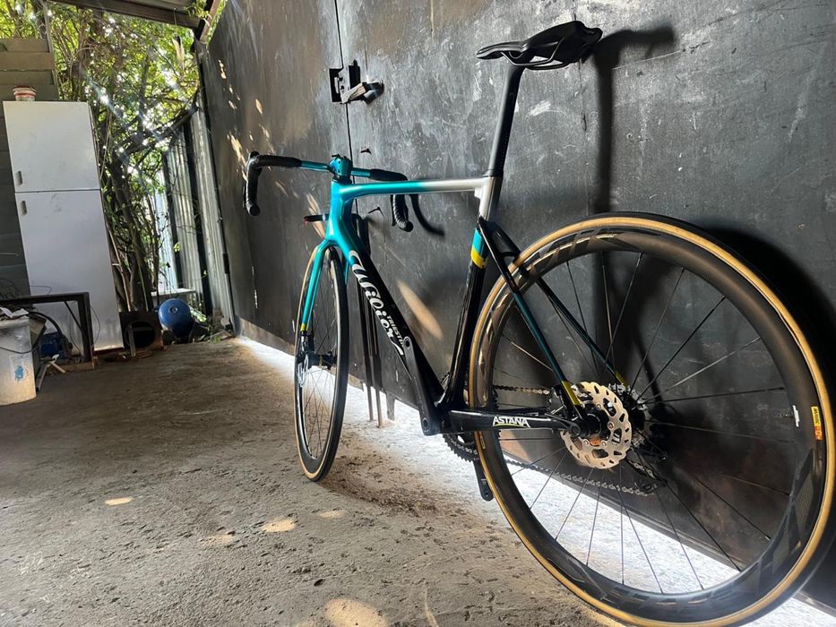 Шоссейный велосипед Wilier