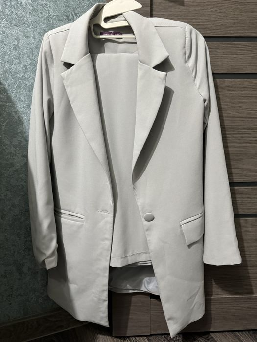 Платтье и двойки на мероприятие