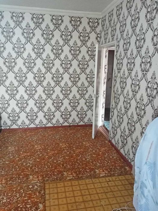 Аренда  1 хонал  Авиасозлар Кадешва бозор ёнида ва Метро станция Тузел