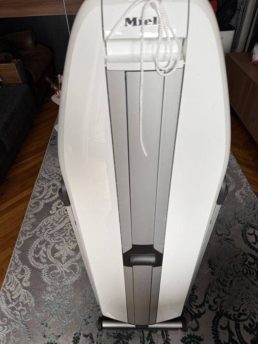 Statie de calcat Miele B1847