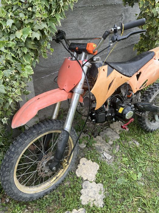 Cross 125 cc vand sau schimb cu kukirin