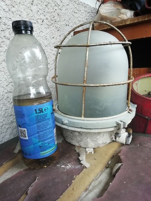 Лампи от бомбоубежище