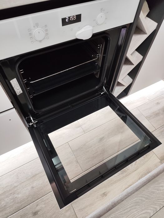 Cuptor electric incorporabil Electrolux SurroundCook® 600 ALB