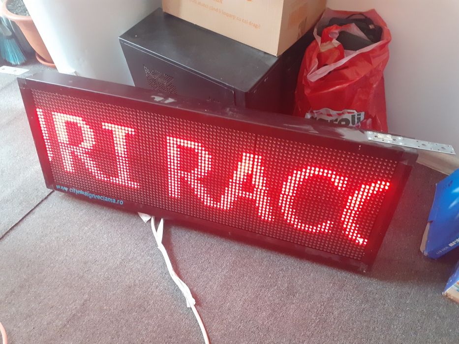 Vând reclama luminoasă led