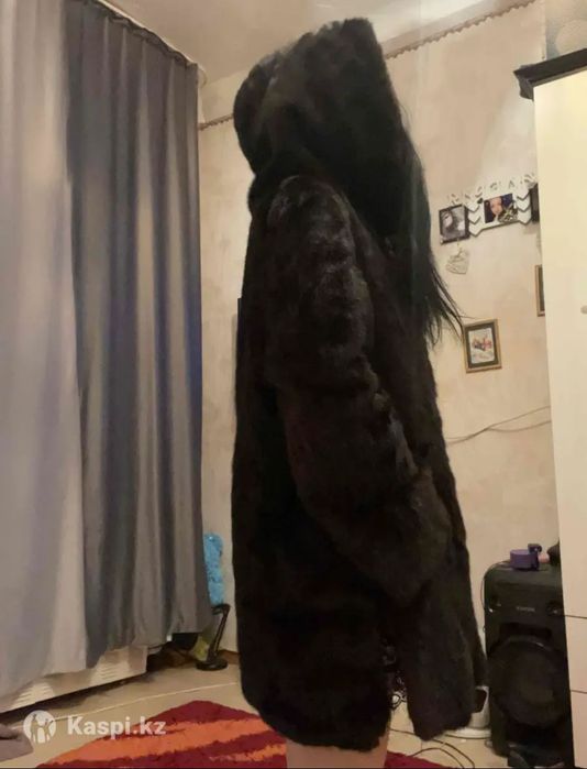 В продаже шуба норковая