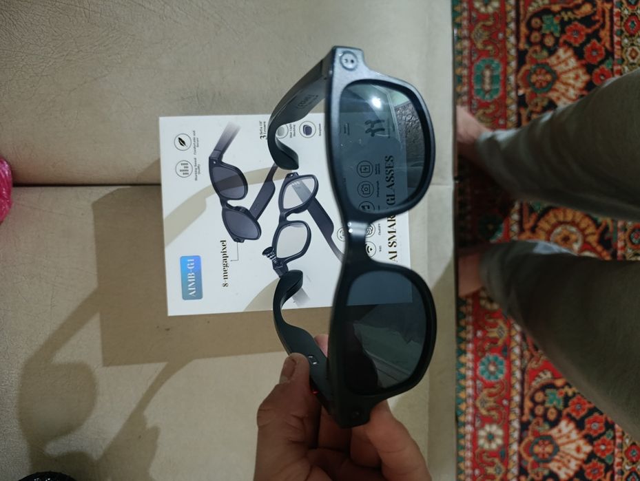 Smart achki Ai smart glasses
