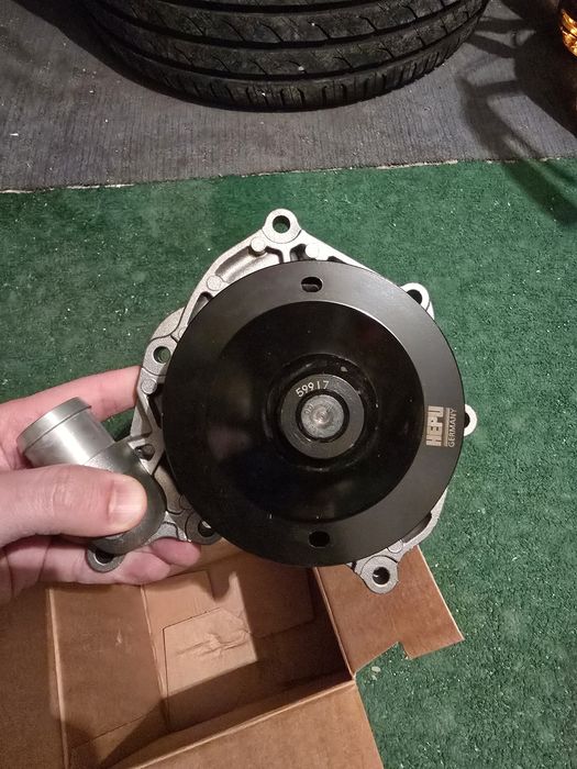 HEPU P599 Водна помпа  PORSCHE 911, BOXSTER, CAYMAN