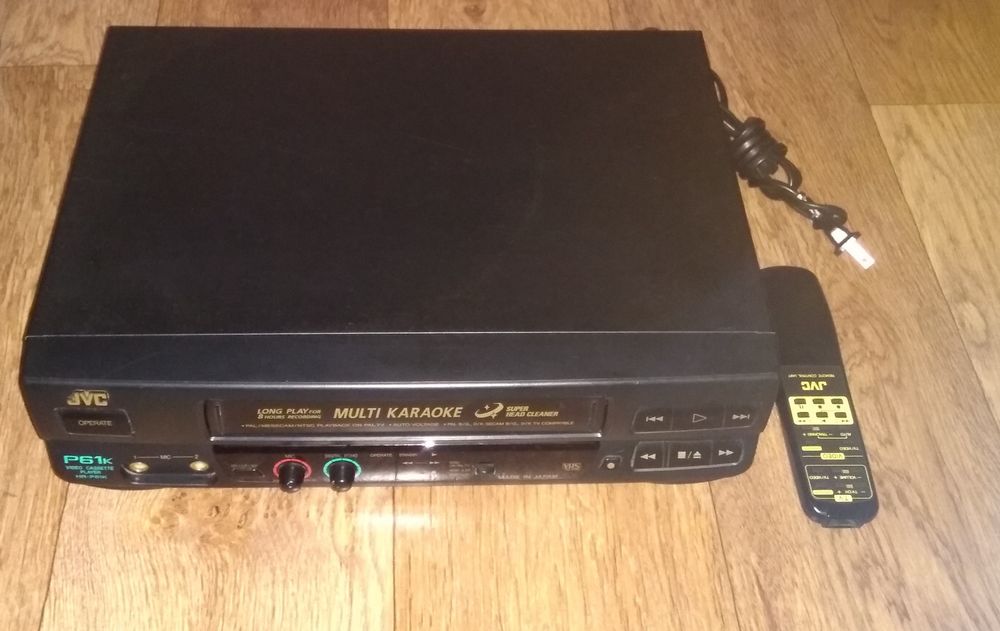 Продам видеомагнитофон караоке JVC HR-P61K на запчасти