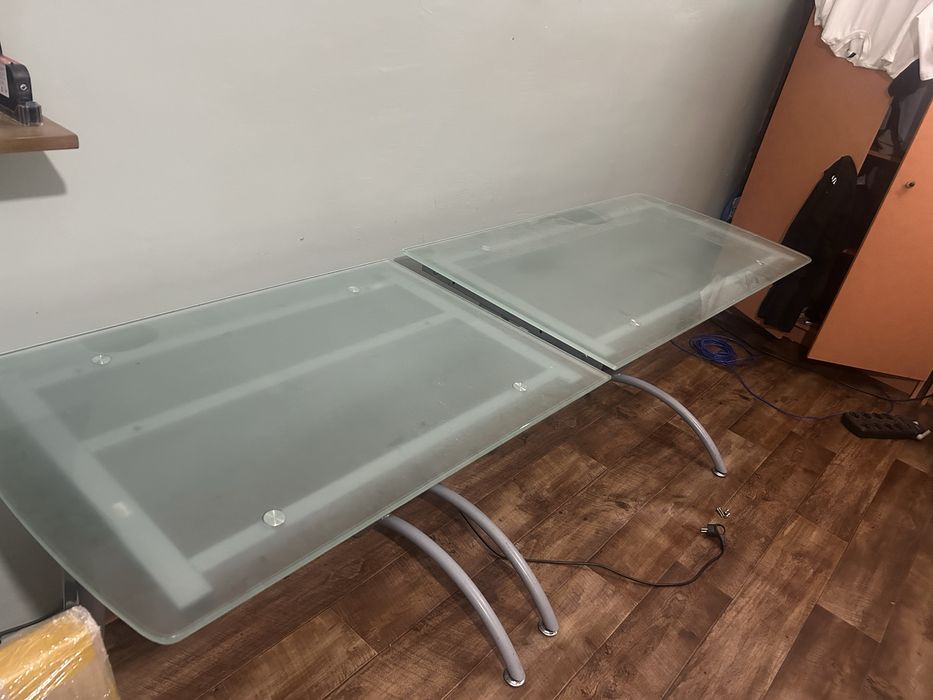 Стол стеклянный для компьютера