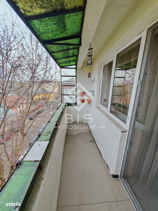Apartament 3 camere decomandat/ Spitalul Județean