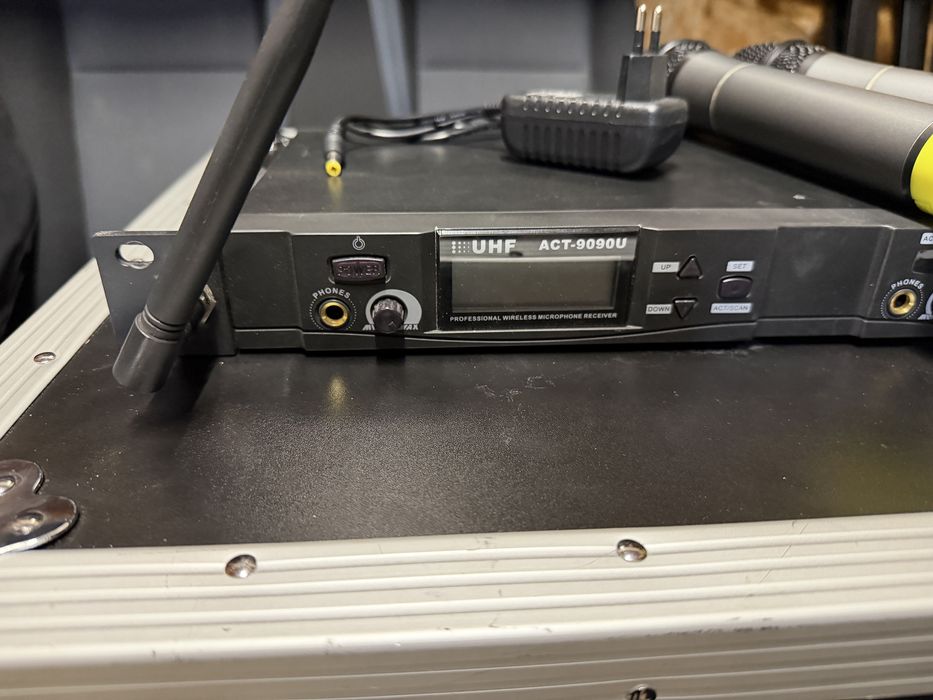 Set profesional microfon wireless Dvon Act 9090U, schimb Shure BLX/GLX