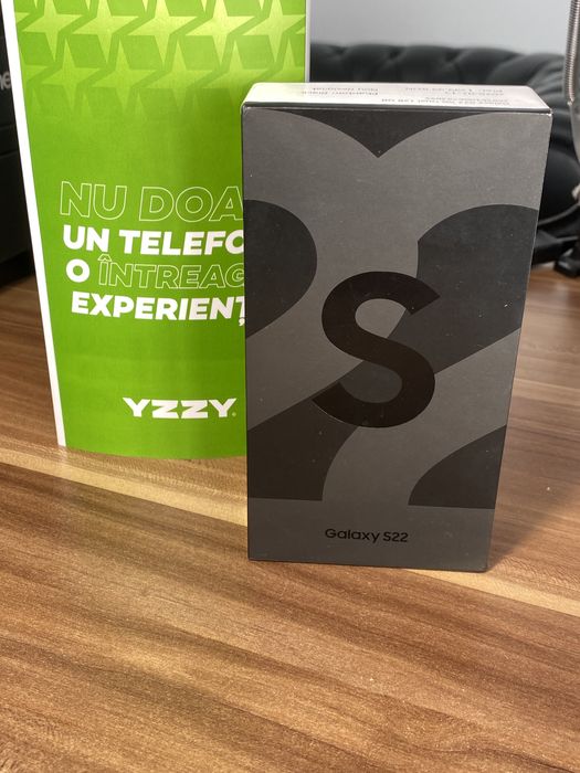 Samsung Galaxy s22 • 128 GB • Phantom Black