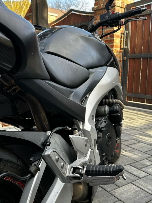 Suzuki gsr 600 impecabila