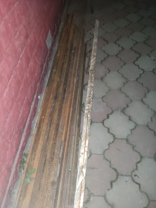 Продам уголок,квадрат