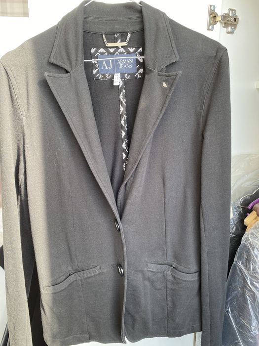 Черный пиджак