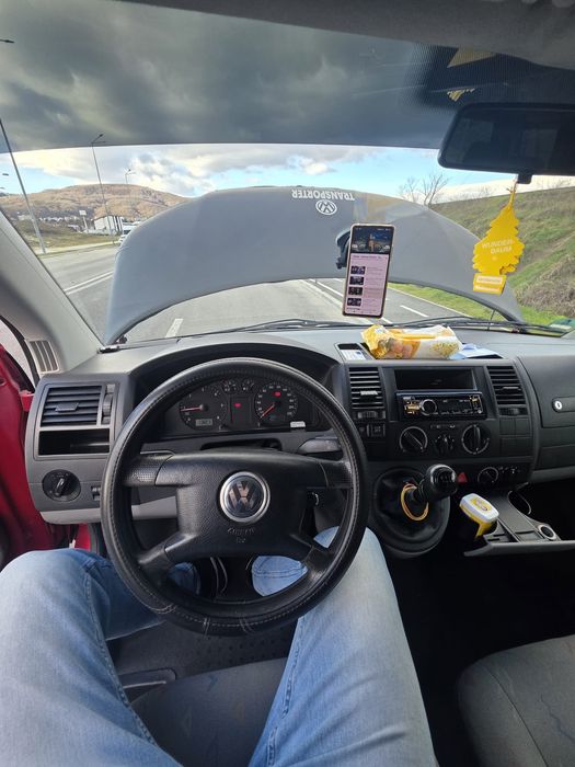Vw transporter t5 9 locuri
