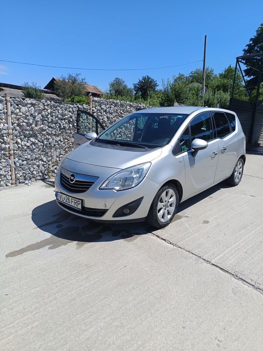 Vând Opel Meriva stare excelenta urgent