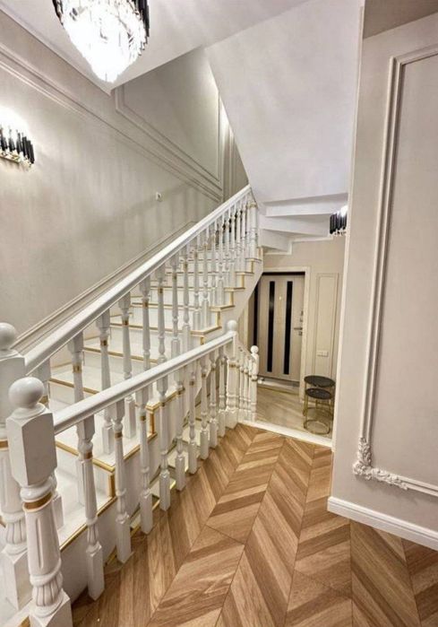 Продается шикарный дом в махалле Мукумий!