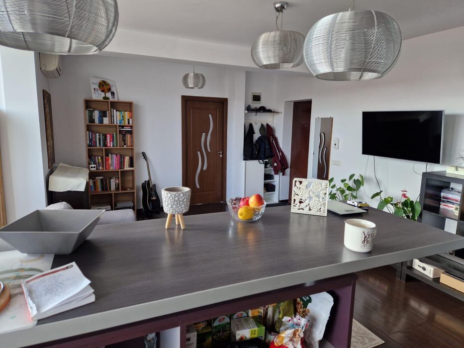 Inchiriez ap 3 camere valea lupului