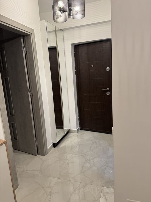 Garsoniera de inchiriat , bloc nou!