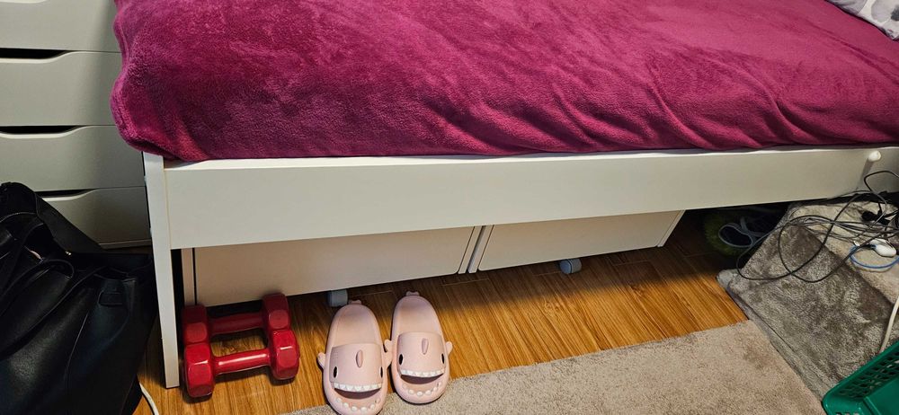 Pat alb Ikea, model SLAKT, 90x200, saltea inclusa