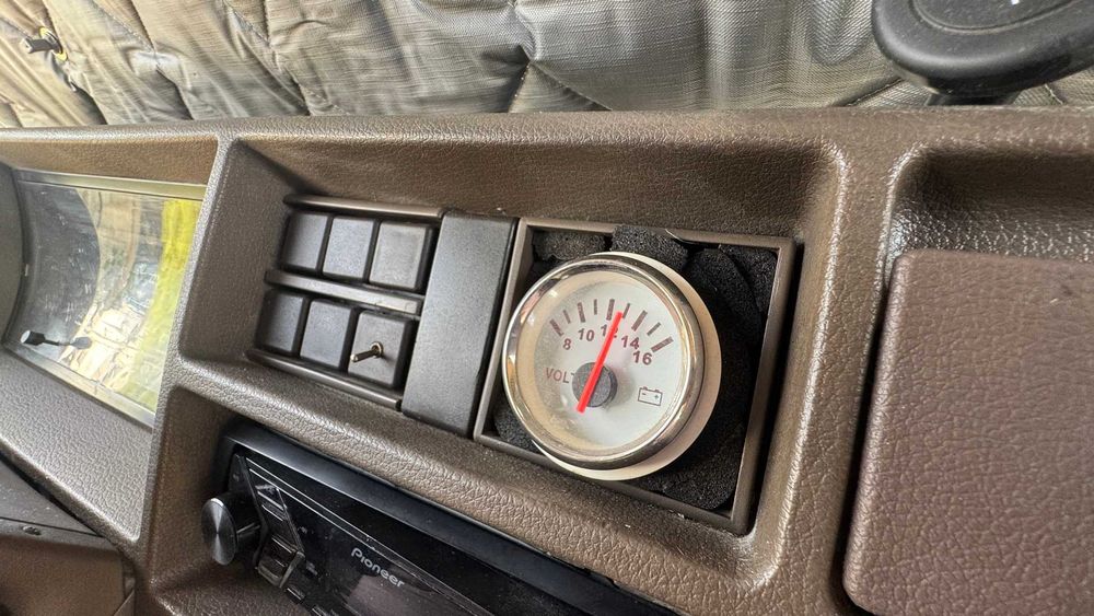 Кемпер Peugeot J5 REIMO 2. 5 чист дизел 74 к. с 1990г.