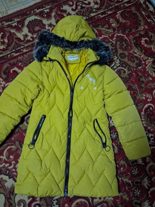 Куртка зима на девочку 9-10 лет