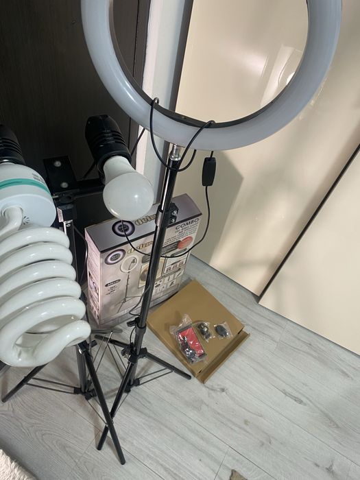 Chit lumini studio