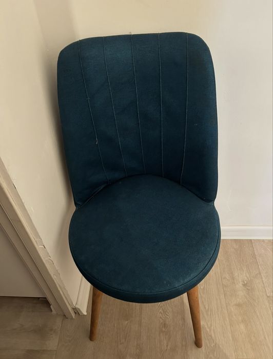 Продам стулья 6 штук для кухня