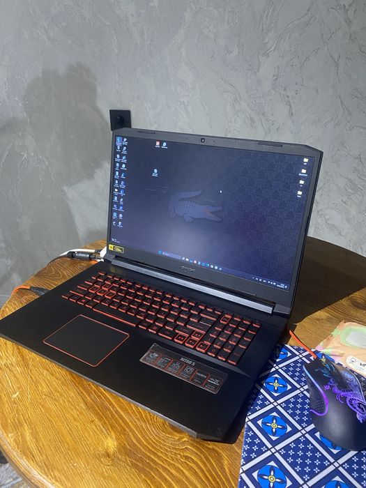 Acer Nitro 5 ноутбук