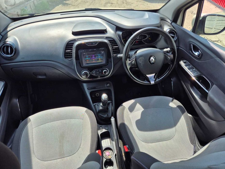 Dezmembram Renault Captur 2014 bara fata /capota motor