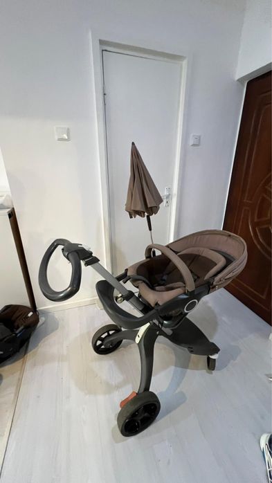 Carucior Stokke 3 in1 .