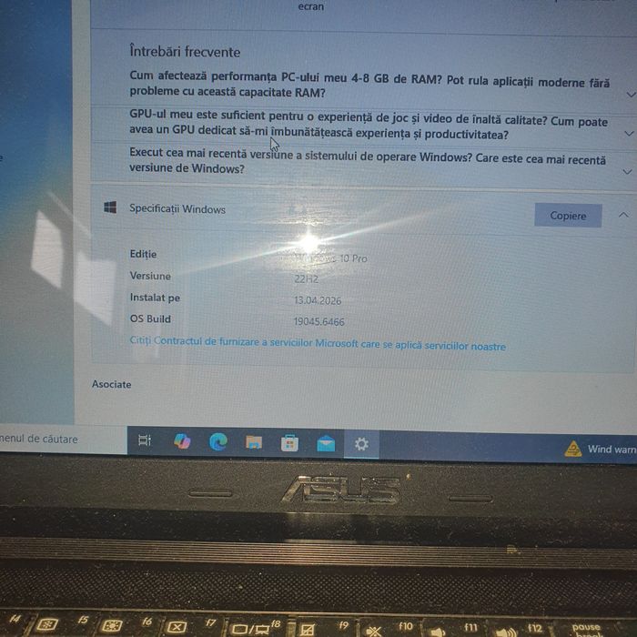 Vand Laptop ASUS