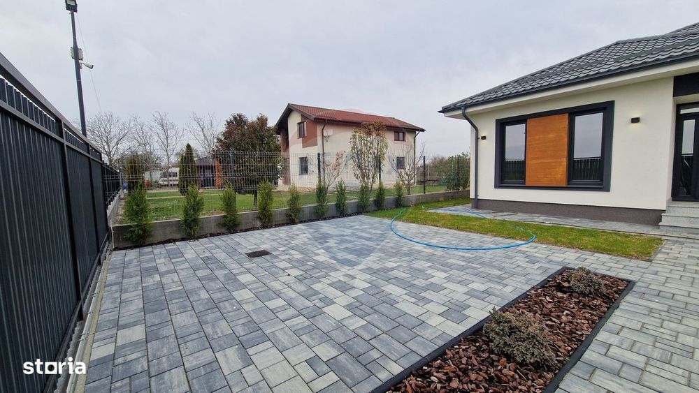 Casă / Vilă cu 3 camere de vânzare Ciocanesti