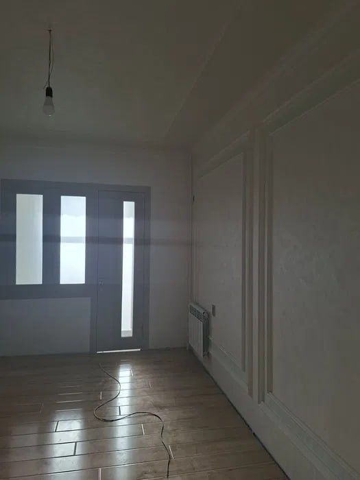 СУПЕР ЛОКАЦИЯ!Коратош 2 хона квартира сотилади!