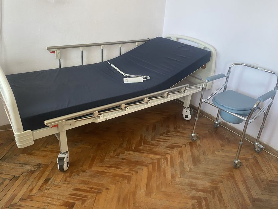 Електрическо болнично пегло с антидекубитален дюшек