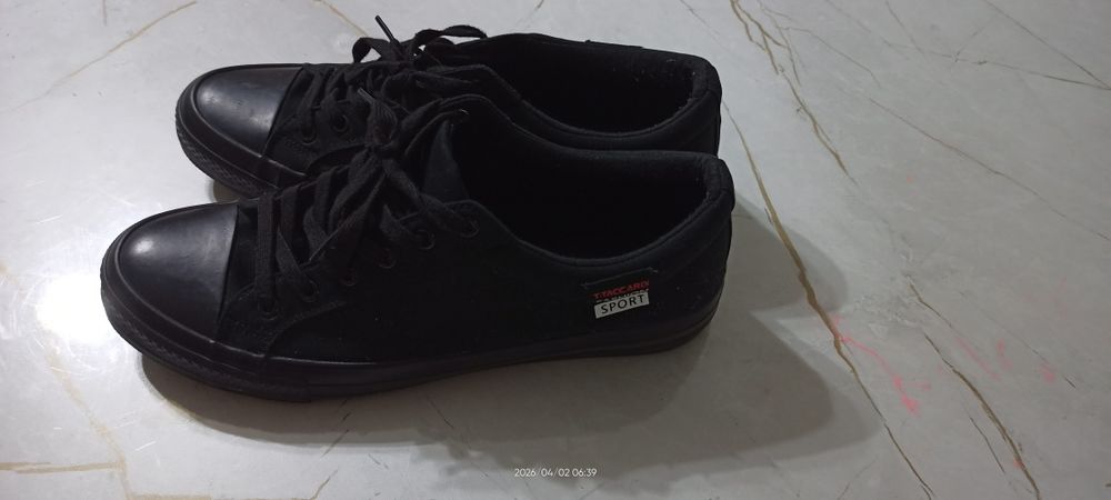 Продам обувь весна осень