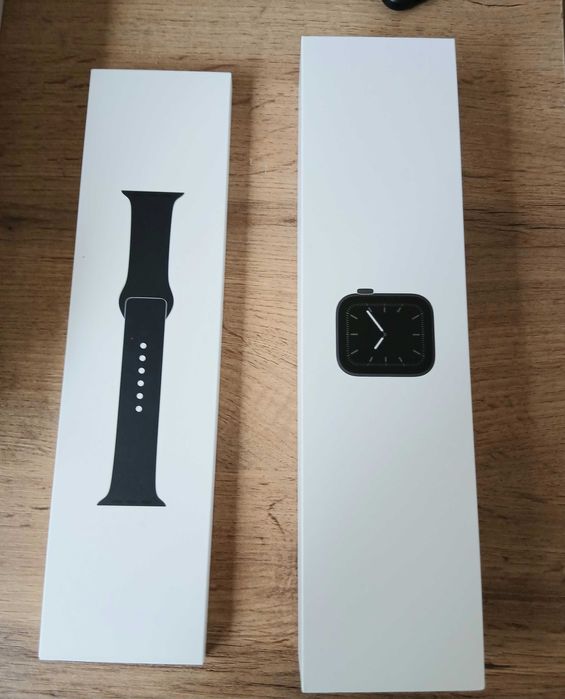Apple Watch SE 5 в Гаранция
