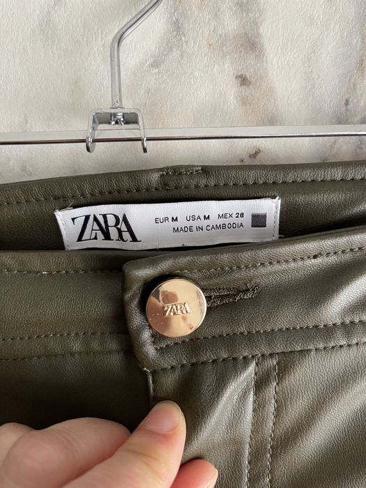 Zara кожанная юбка
