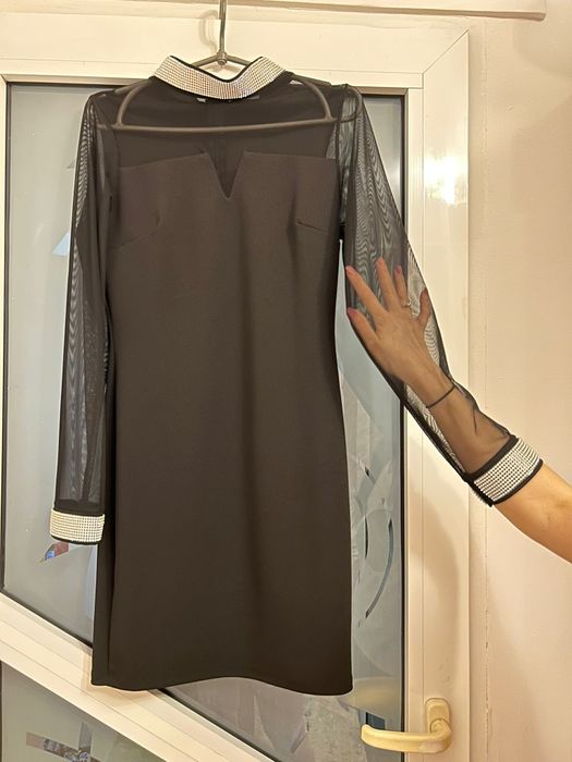 Rochie neagra cu banda  strasuri