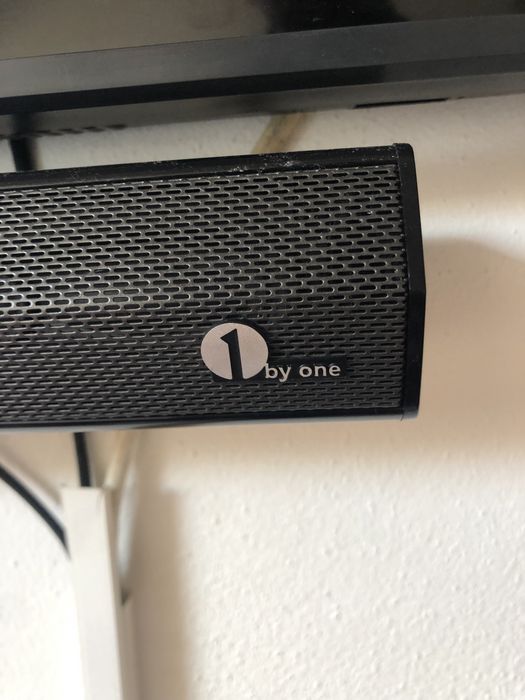 Soundbar 1 by one