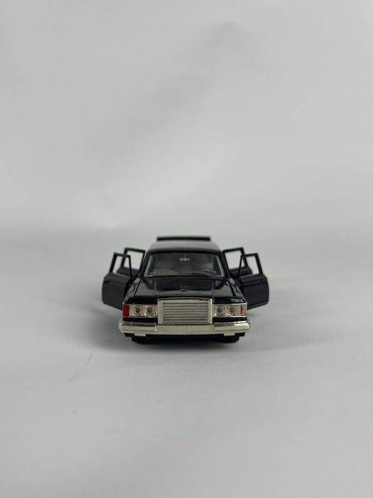 Продам ЗИЛ-115 Коллекционная Игрушка